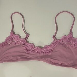 SKIMS fits everybody lace bralette in peony